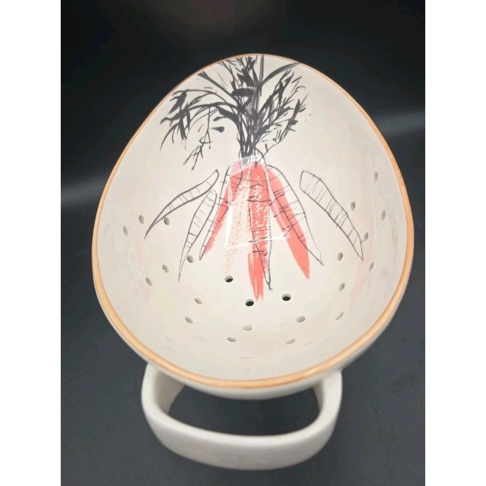 Floor 9 Ceramic Colander Berry Bowl White Watercolor Carrot Veggie Strainer